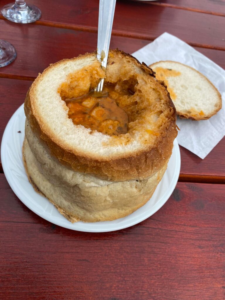 fasole in paine cabana trei brazi