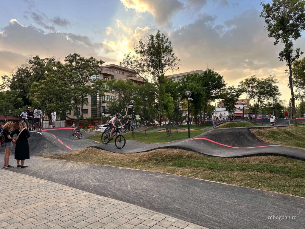 Despre pista de pump truck din Pajura și alegerile locale