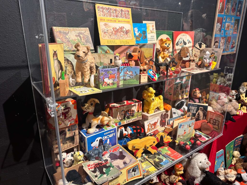 expozitie art safari jucarii