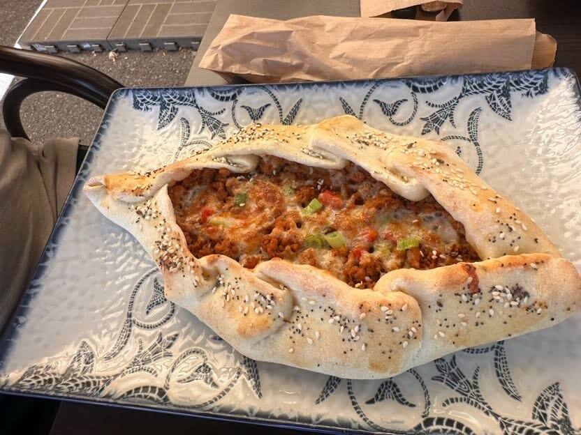 pida restaurant Ada-Kaleh