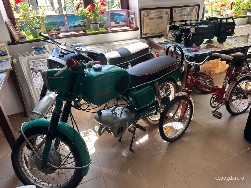 muzeul automobilului romanesc campulung