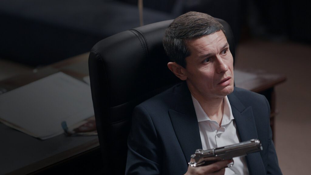 recenzie serial plaha netflix