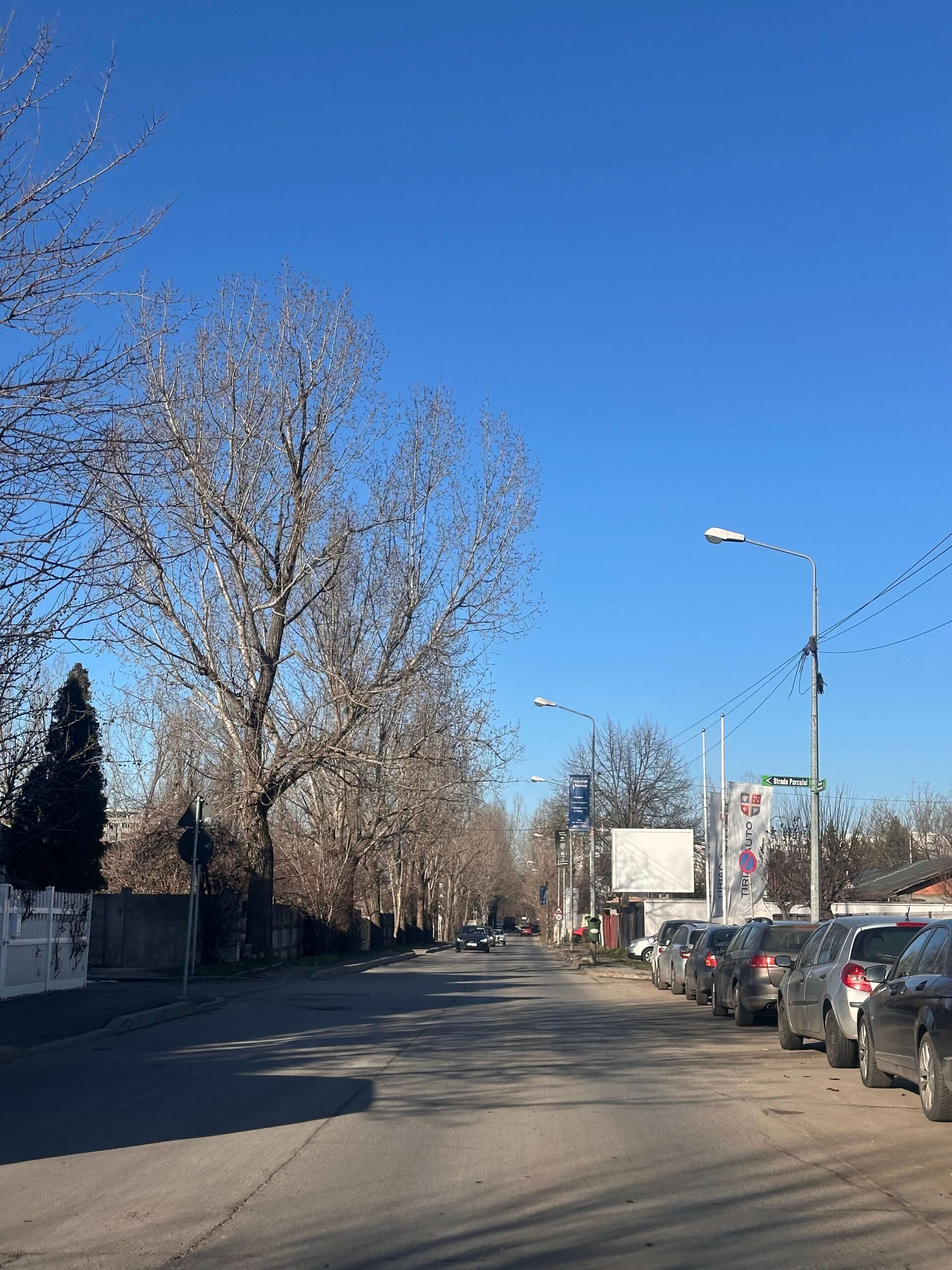 Cum arată Bucureștiul atunci când traficul dispare? O plimbare prin oraș, în zilele în care aglomerația ia pauză.