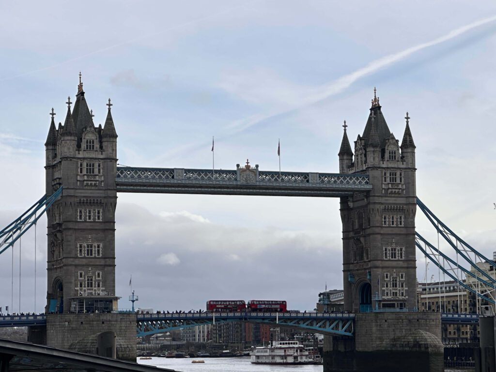 tower bridge londra