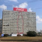 reclama coca-cola bloc obor bucuresti