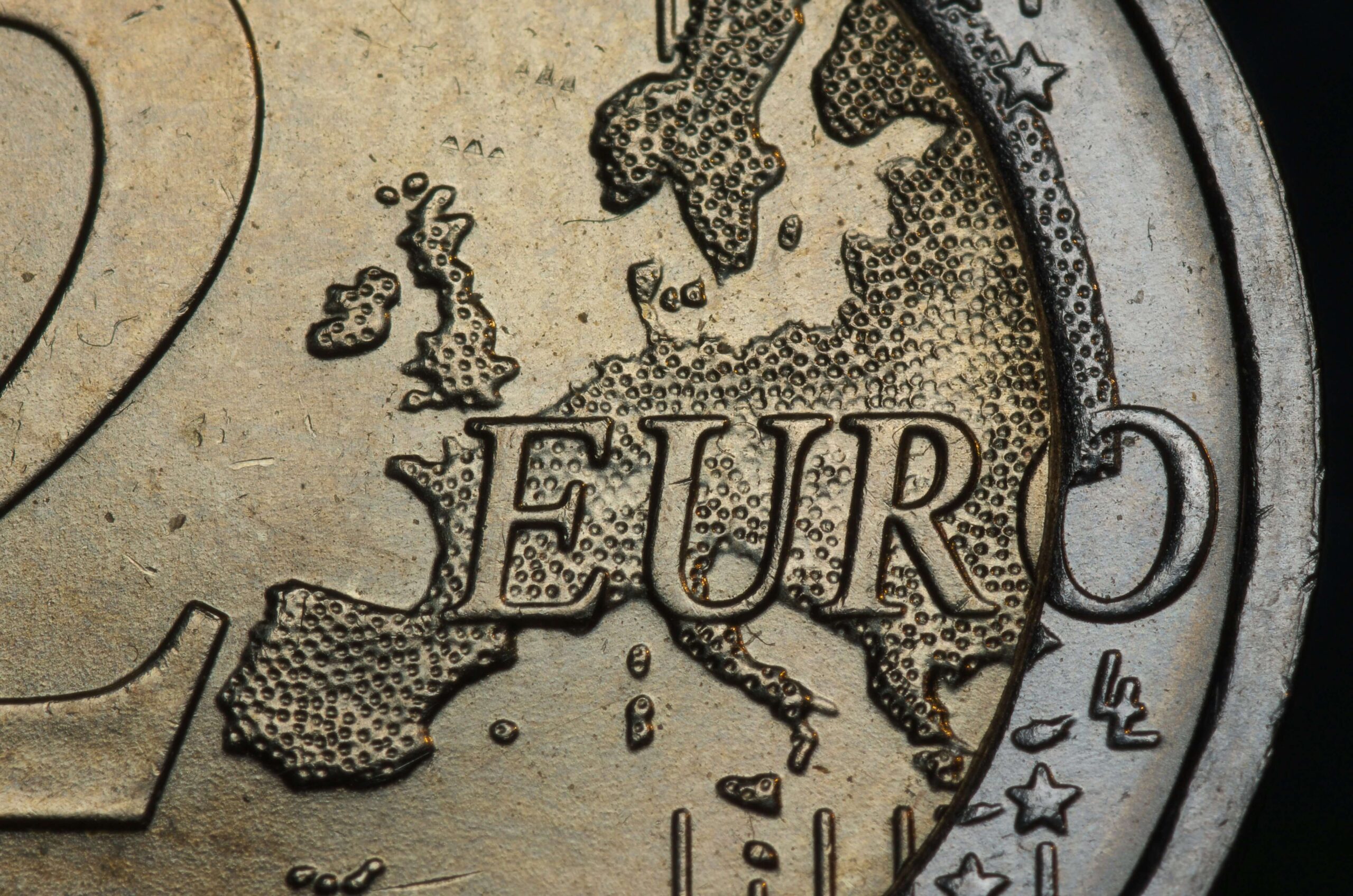 de ce Trump si putin critica Uniunea Europeană