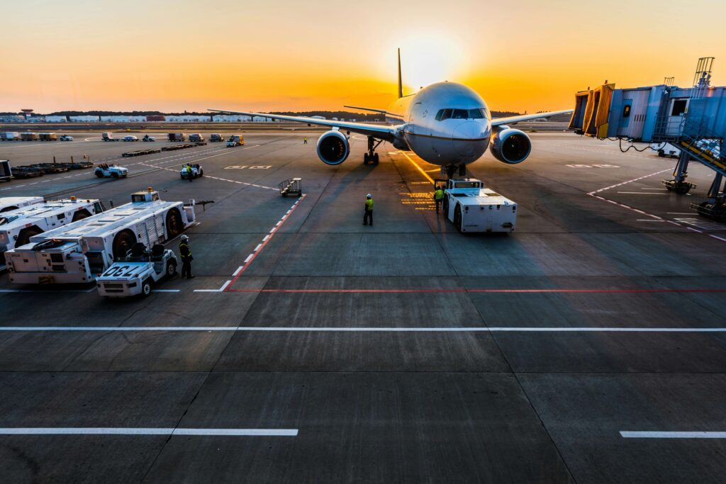 Drepturile pasagerilor avion se schimbă din august 2027