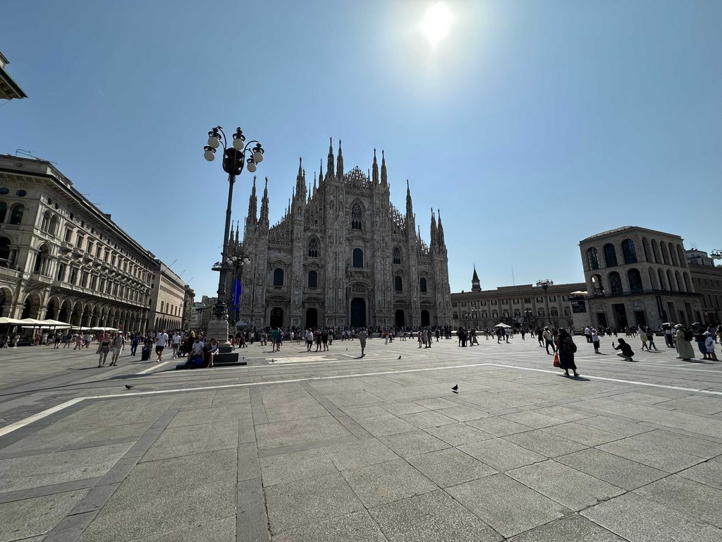 domul din milano italia concediu vara recomandari